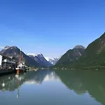 Ski- And Mountain Lodge *