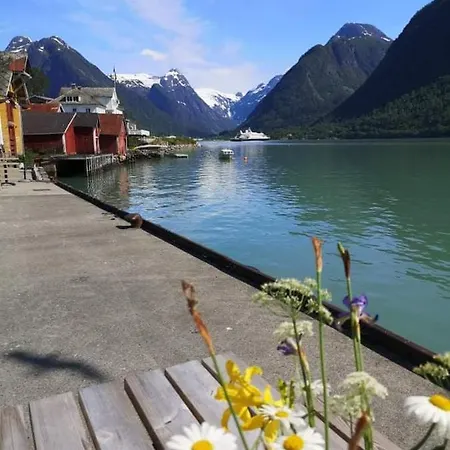 Ski- And Mountain Lodge Sogndal